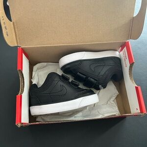 Brand new baby Nike - size 2c
